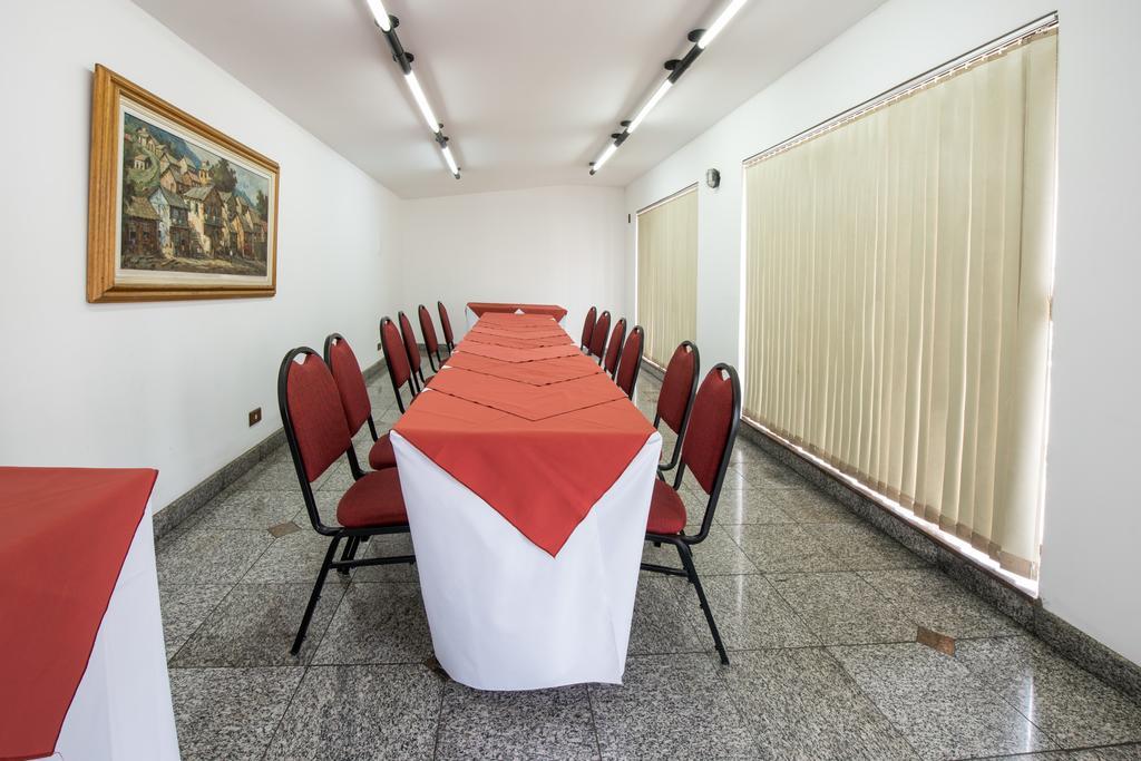 Hotel Carlton Plaza Poços de Caldas Dış mekan fotoğraf