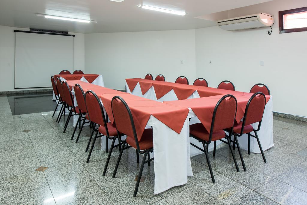 Hotel Carlton Plaza Poços de Caldas Dış mekan fotoğraf