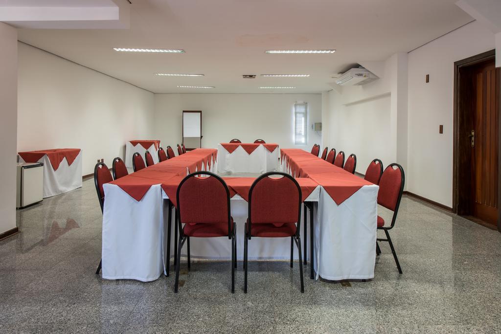 Hotel Carlton Plaza Poços de Caldas Dış mekan fotoğraf