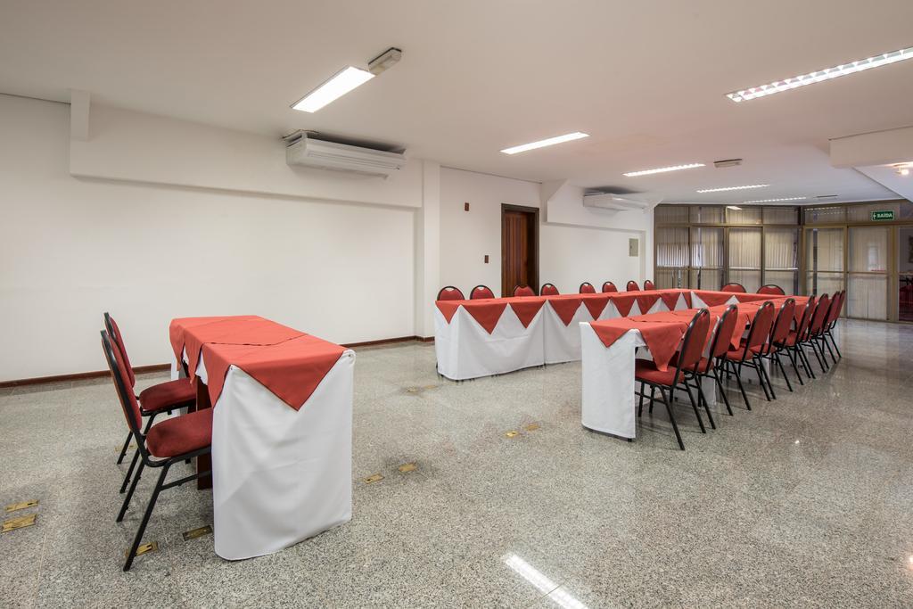 Hotel Carlton Plaza Poços de Caldas Dış mekan fotoğraf