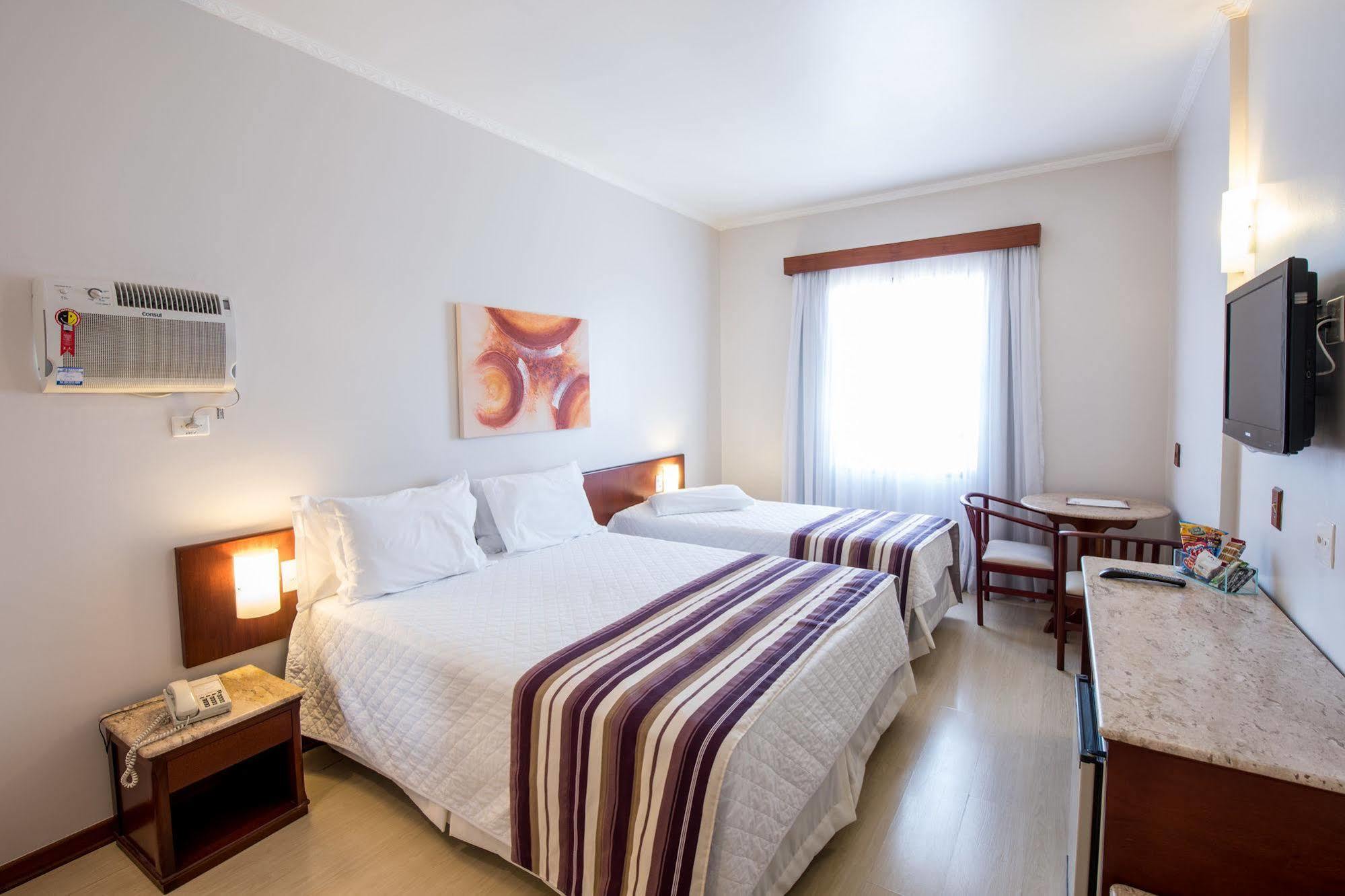 Hotel Carlton Plaza Poços de Caldas Dış mekan fotoğraf